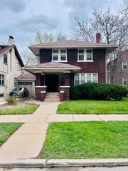 6845 S Chappel Avenue, Chicago, IL 60649
