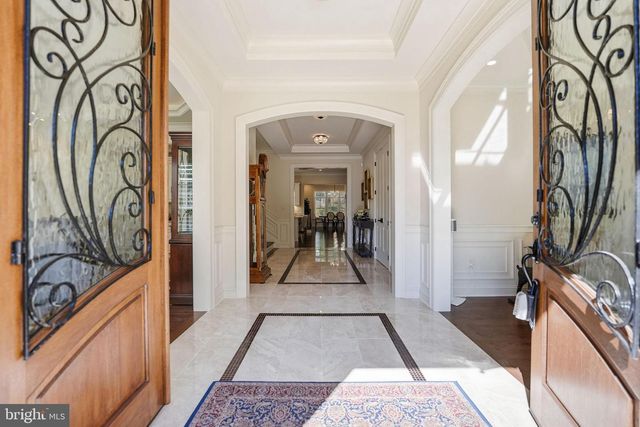 609 KINGSLEY RD SW, Vienna, VA 22180