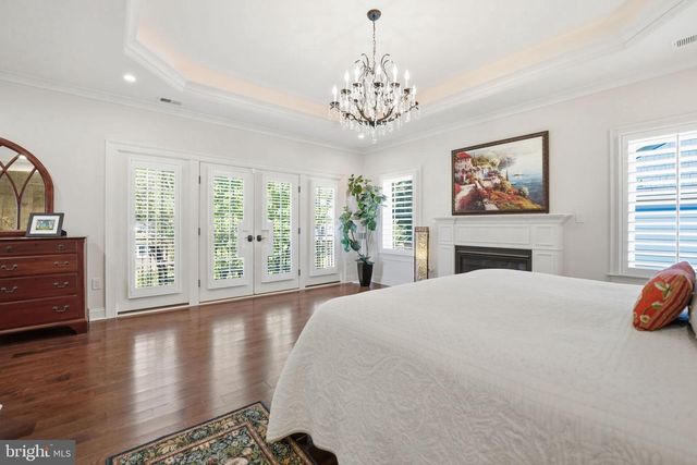 609 KINGSLEY RD SW, Vienna, VA 22180