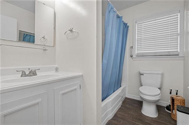 7421 Pinewood Drive, Theodore, AL 36582