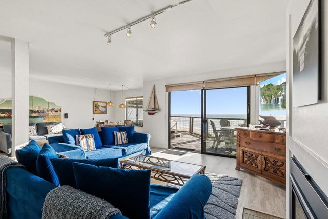 21 Cypress, La Selva Beach, CA 95076