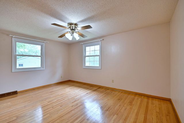 703 Larkfield Circle, Rockford, IL 61107