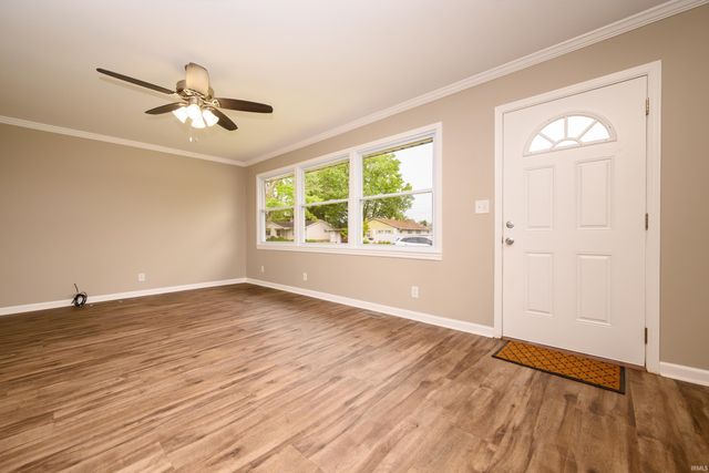2007 W Sheffield Drive, Muncie, IN 47304