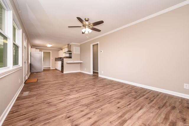 2007 W Sheffield Drive, Muncie, IN 47304