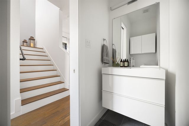 5615 Bryan Parkway D, Dallas, TX 75206