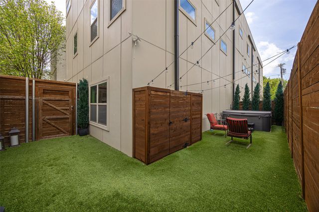 5615 Bryan Parkway D, Dallas, TX 75206