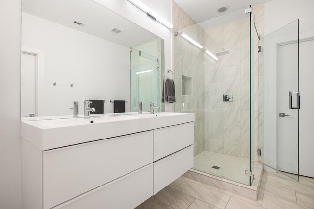 5615 Bryan Parkway D, Dallas, TX 75206