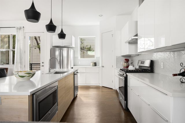 5615 Bryan Parkway D, Dallas, TX 75206