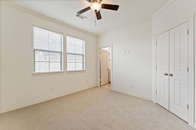 906 Reinicke Street, Houston, TX 77007