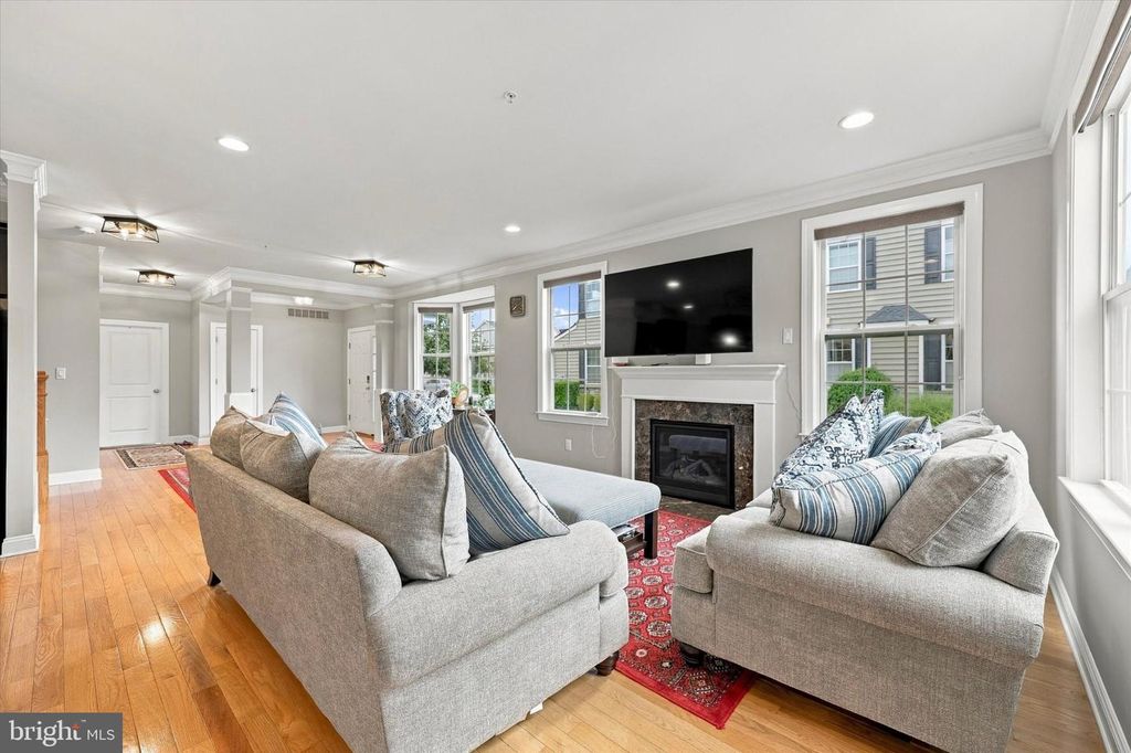 311 W BOULDER DR, CHALFONT, PA 18914 — photo 3