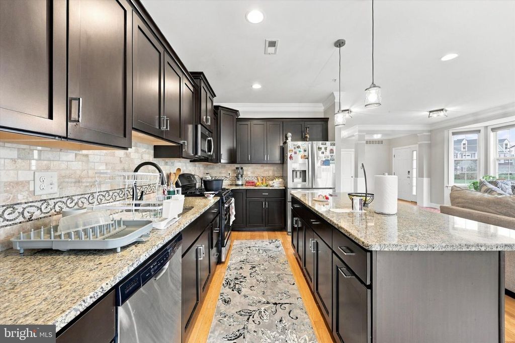 311 W BOULDER DR, CHALFONT, PA 18914 — photo 5