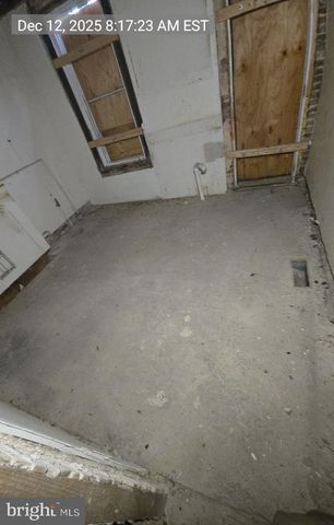 2027 CLIFTON AVE, Baltimore, MD 21217