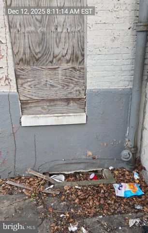 2027 CLIFTON AVE, Baltimore, MD 21217