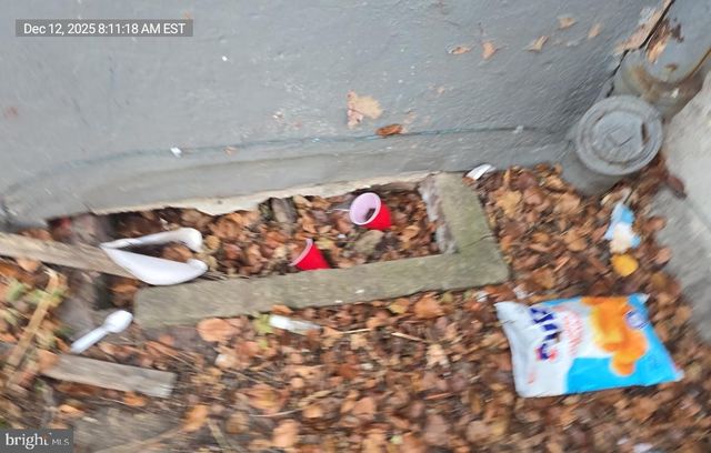 2027 CLIFTON AVE, Baltimore, MD 21217