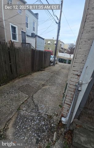 2027 CLIFTON AVE, Baltimore, MD 21217