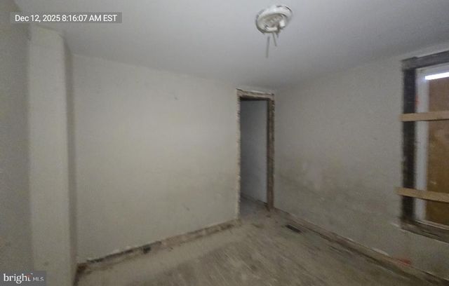 2027 CLIFTON AVE, Baltimore, MD 21217