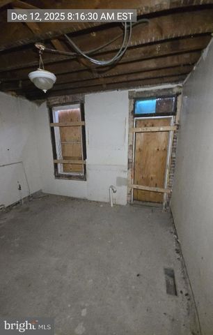 2027 CLIFTON AVE, Baltimore, MD 21217