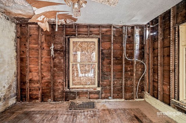 821 Clarence Street, Kalamazoo City, MI 49001