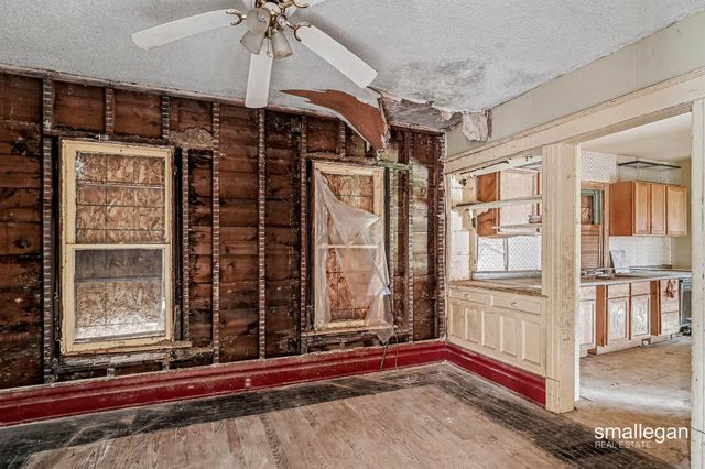 821 Clarence Street, Kalamazoo City, MI 49001