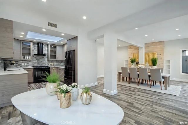 10831 Roycroft Street 72, Sun Valley, CA 91352