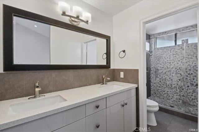 10831 Roycroft Street 72, Sun Valley, CA 91352