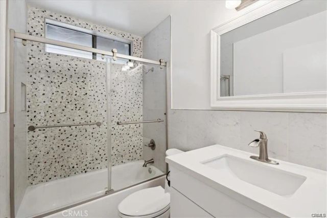 10831 Roycroft Street 72, Sun Valley, CA 91352
