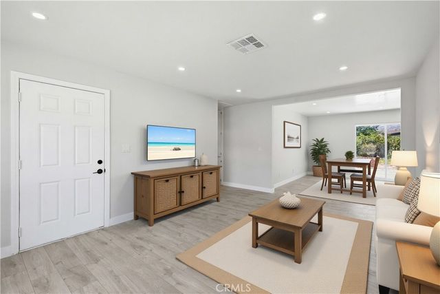 6289 Dana Avenue, Simi Valley, CA 93063
