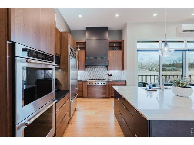 8568 Foxhaven Ct, Niwot, CO 80503