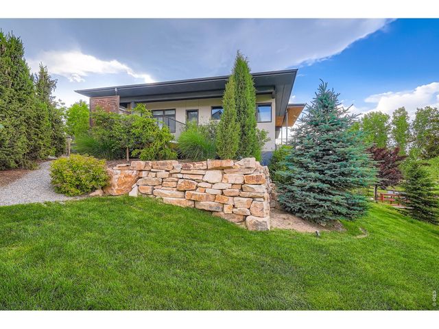 8568 Foxhaven Ct, Niwot, CO 80503