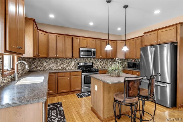 111 Caldwell Drive, West Seneca, NY 14224