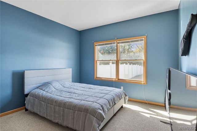 111 Caldwell Drive, West Seneca, NY 14224