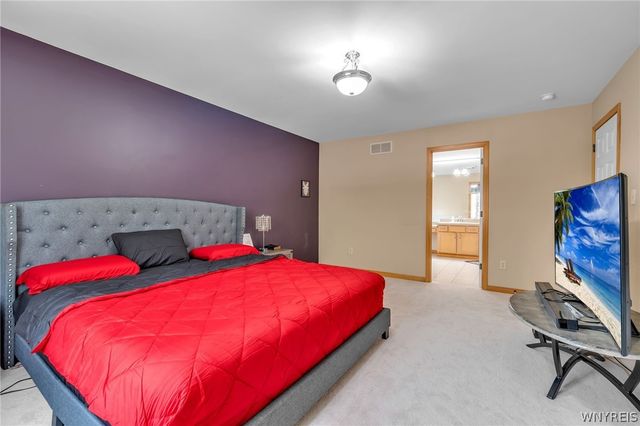 111 Caldwell Drive, West Seneca, NY 14224