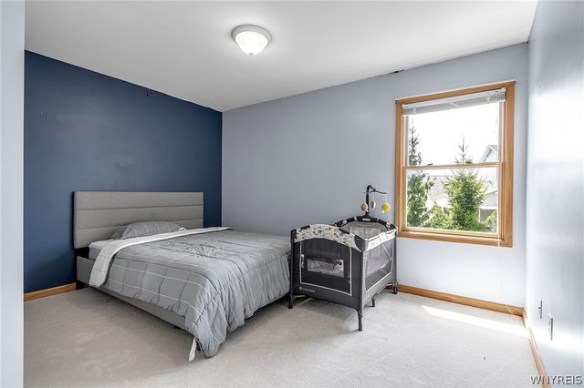 111 Caldwell Drive, West Seneca, NY 14224