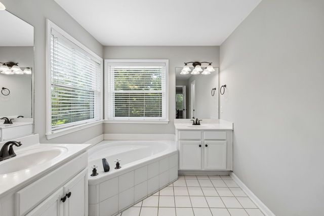 505 Falkirk Ct, Franklin, TN 37064