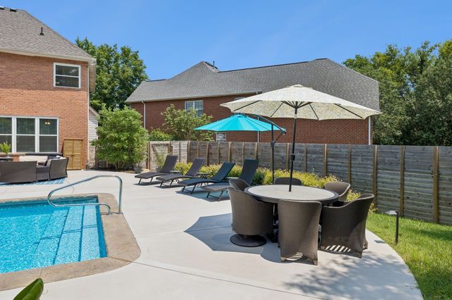 505 Falkirk Ct, Franklin, TN 37064