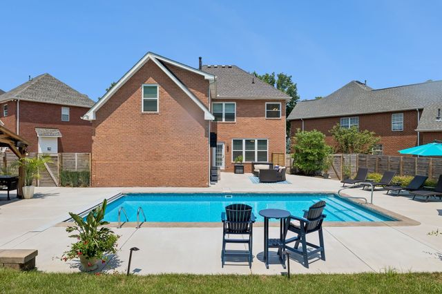505 Falkirk Ct, Franklin, TN 37064