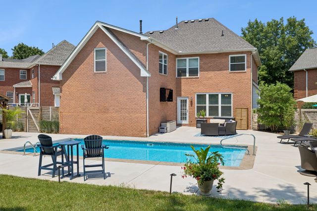505 Falkirk Ct, Franklin, TN 37064