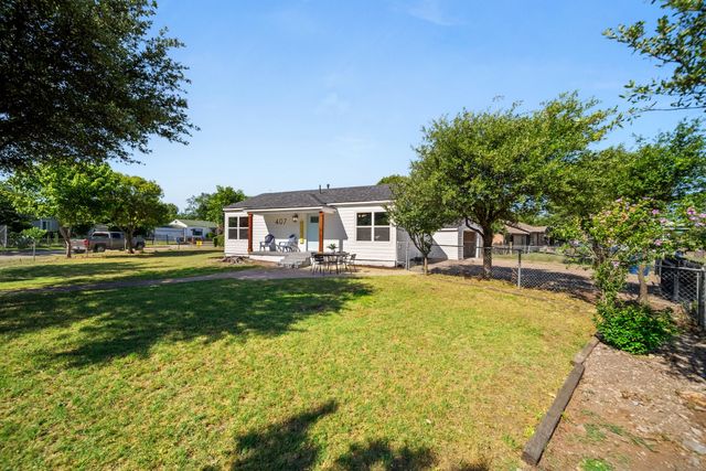407 Bradley Street, Dallas, TX 75224