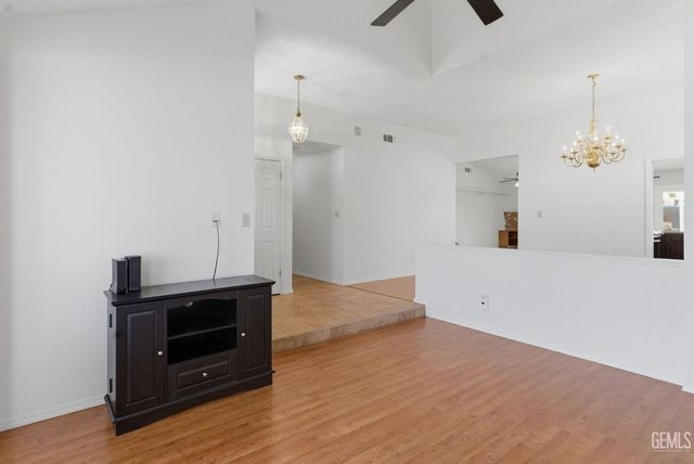 14113 San Jose Avenue, Bakersfield, CA 93314