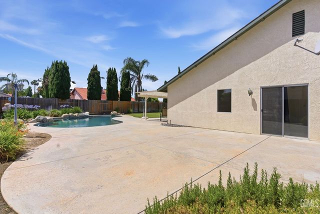 14113 San Jose Avenue, Bakersfield, CA 93314