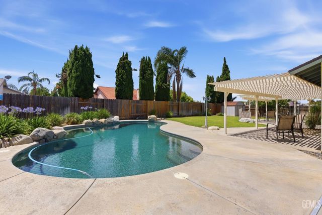 14113 San Jose Avenue, Bakersfield, CA 93314