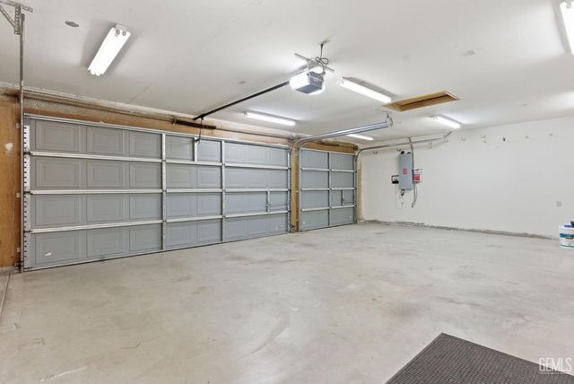 14113 San Jose Avenue, Bakersfield, CA 93314
