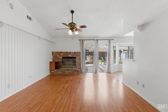 14113 San Jose Avenue, Bakersfield, CA 93314