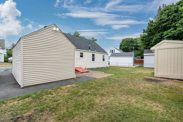 114 Holyoke Street, Lynn, MA 01905
