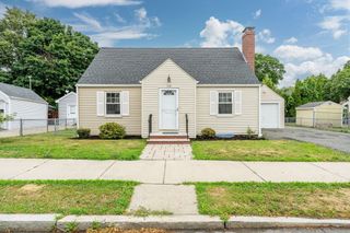 114 Holyoke Street, Lynn, MA 01905