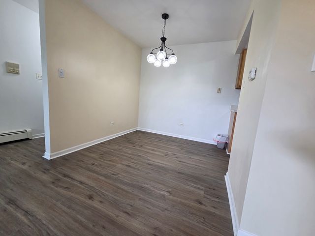 9B E Dundee Quarter Drive 303, Palatine, IL 60074