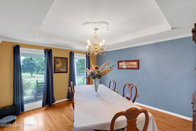 9550 Routt Rd, Jeffersontown, KY 40299