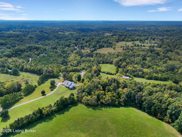9550 Routt Rd, Jeffersontown, KY 40299