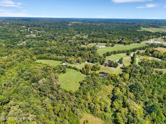9550 Routt Rd, Jeffersontown, KY 40299