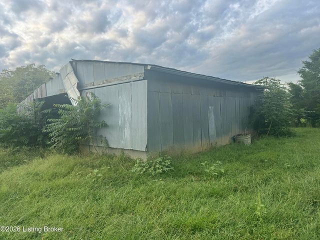 9550 Routt Rd, Jeffersontown, KY 40299